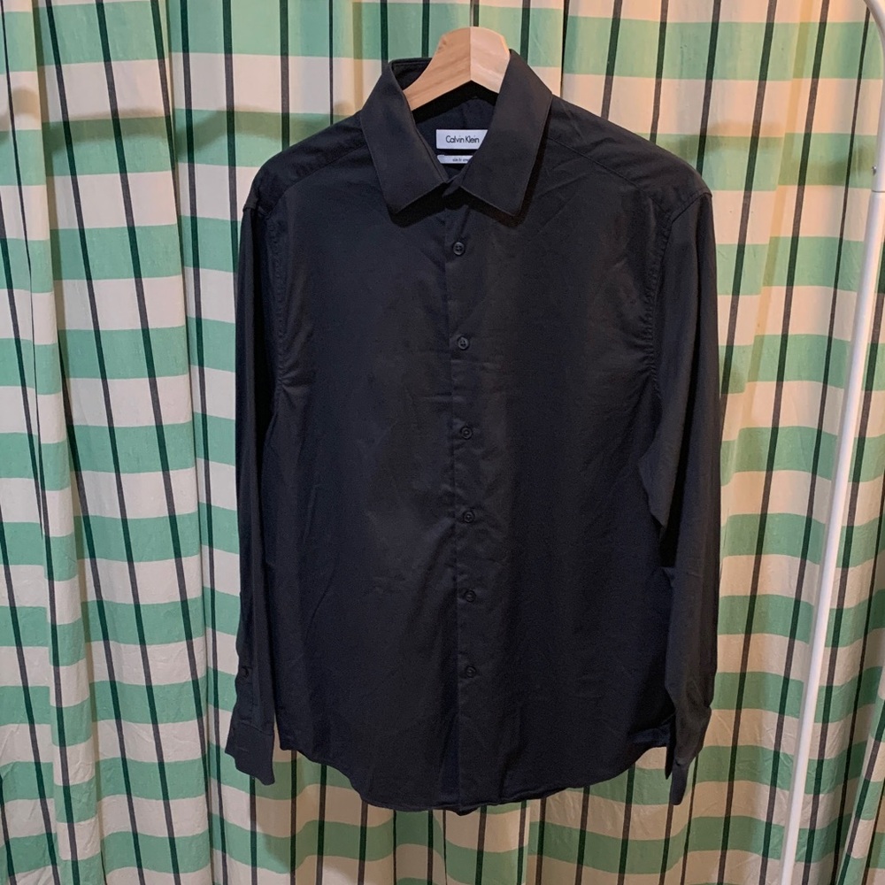 Calvin Klein Men's Charcoal Grey Dress Shirt